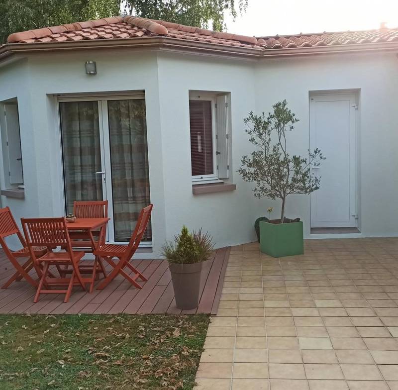 Ravalement de façade dans une belle maison à Saint-Sébastien-sur-Loire, proche de Nantes.